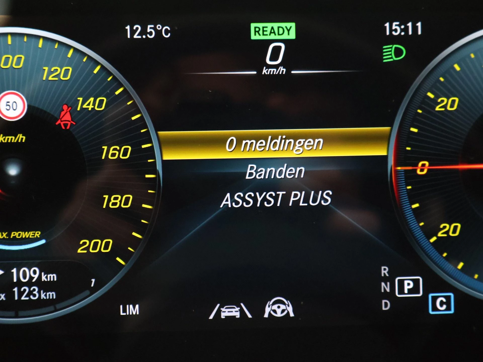 Hoofdafbeelding Mercedes-Benz EQC
