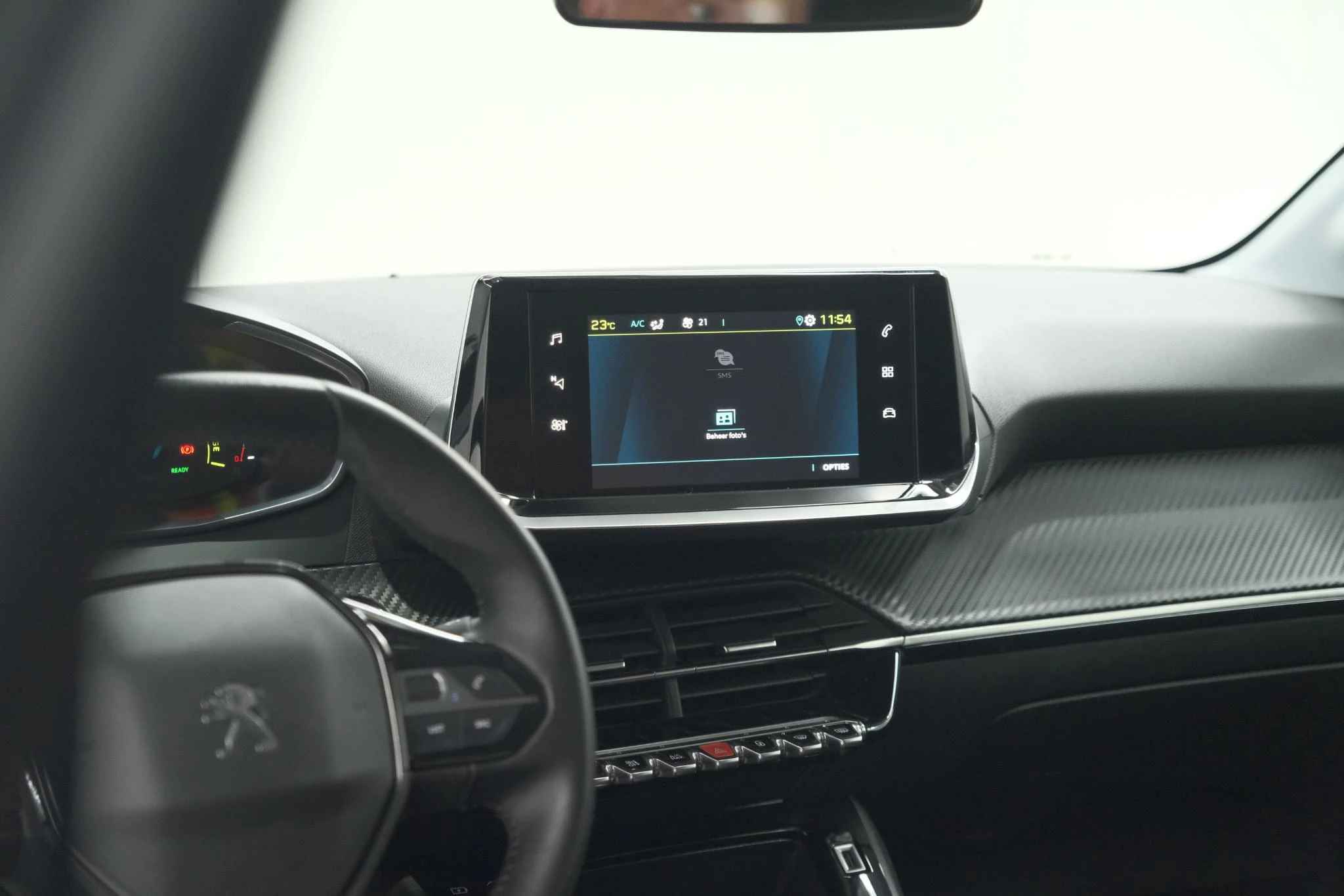 Hoofdafbeelding Peugeot e-208