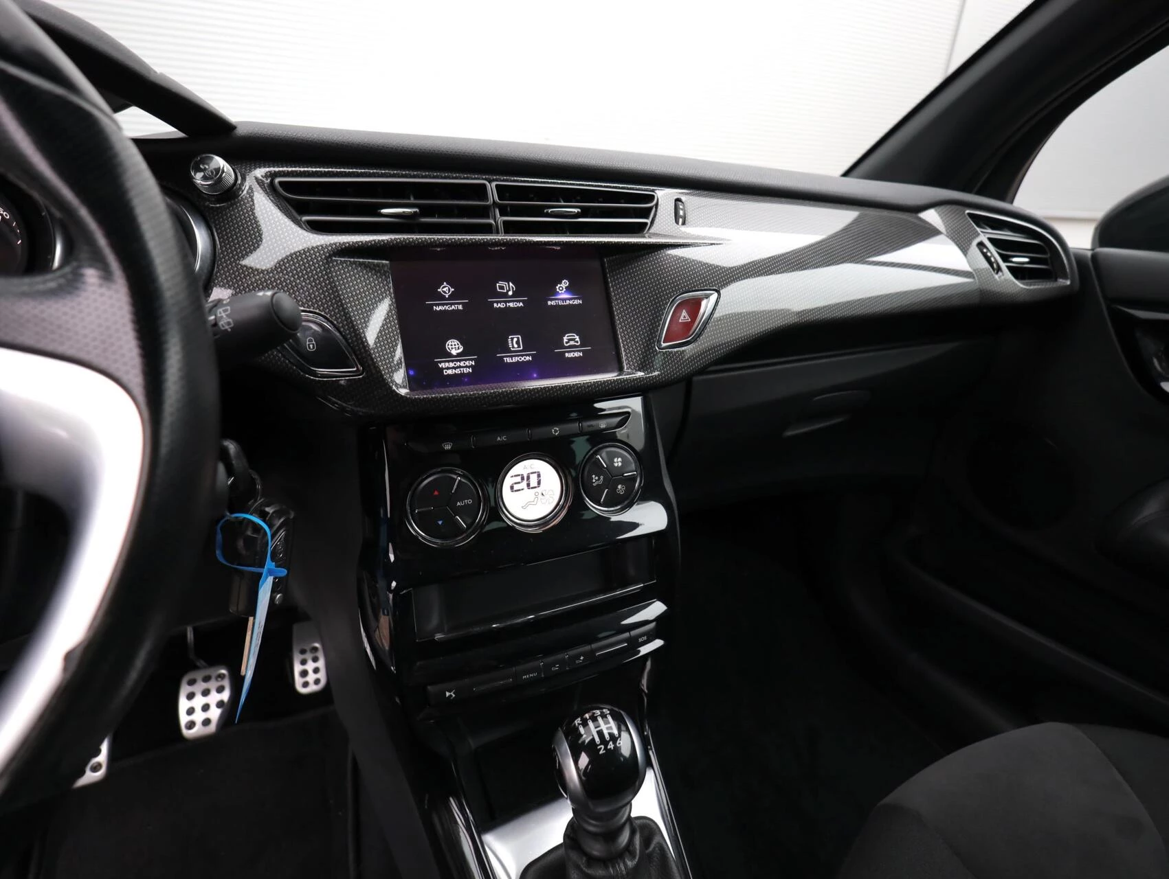 Hoofdafbeelding DS DS 3