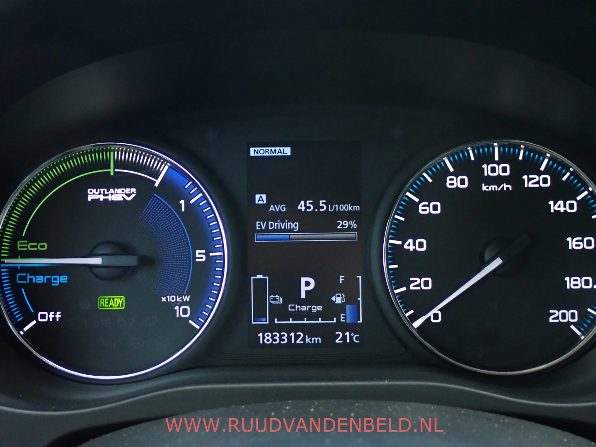 Hoofdafbeelding Mitsubishi Outlander