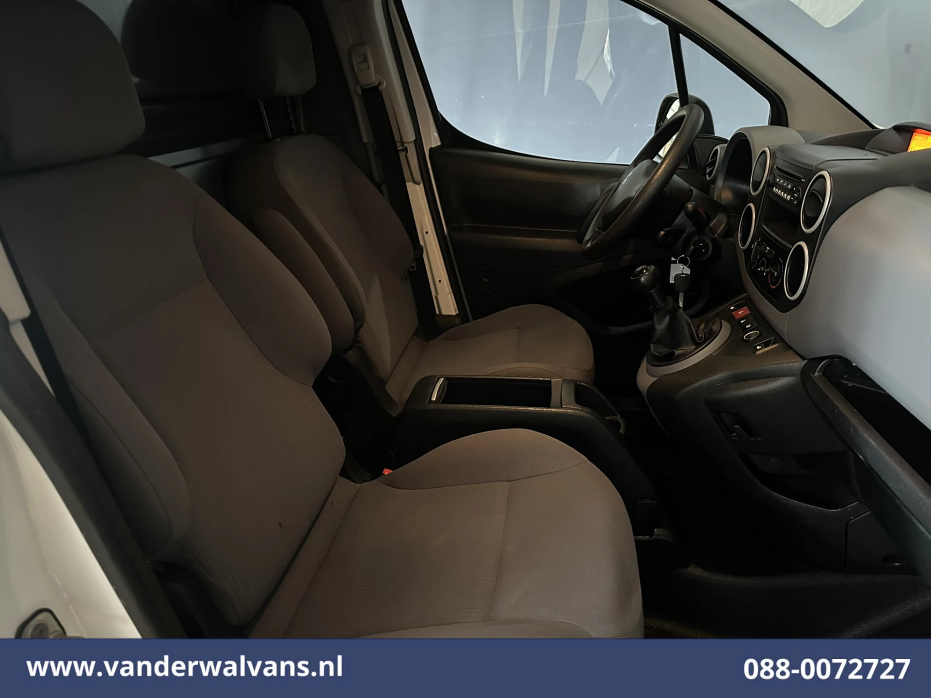 Hoofdafbeelding Peugeot Partner