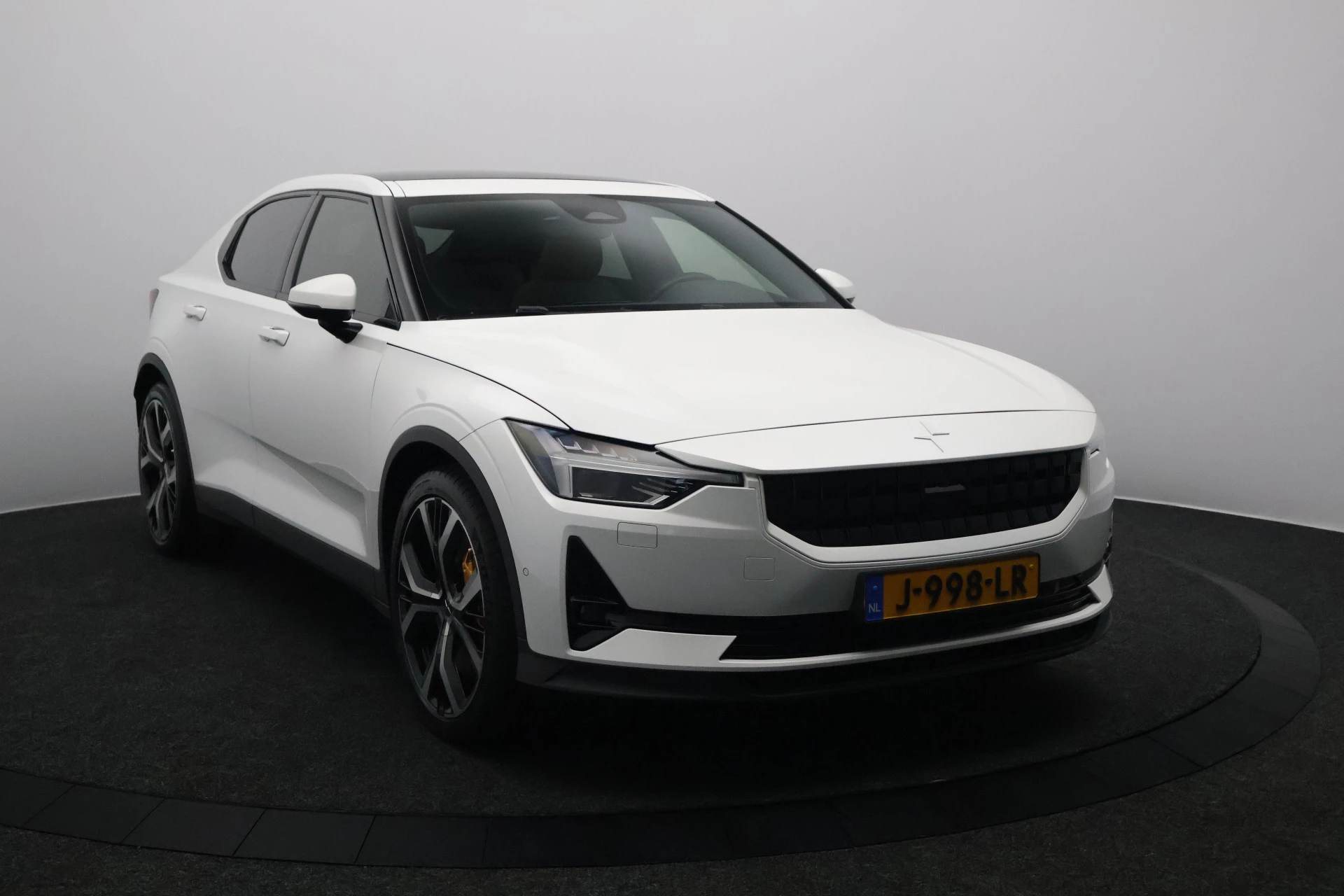 Hoofdafbeelding Polestar 2