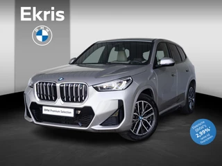 BMW iX1 xDrive30 | M Sportpakket | Verwarmd Stuurwiel | Achteruitrijcamera | Stoelverwarming | Harman-Kardon | 18''