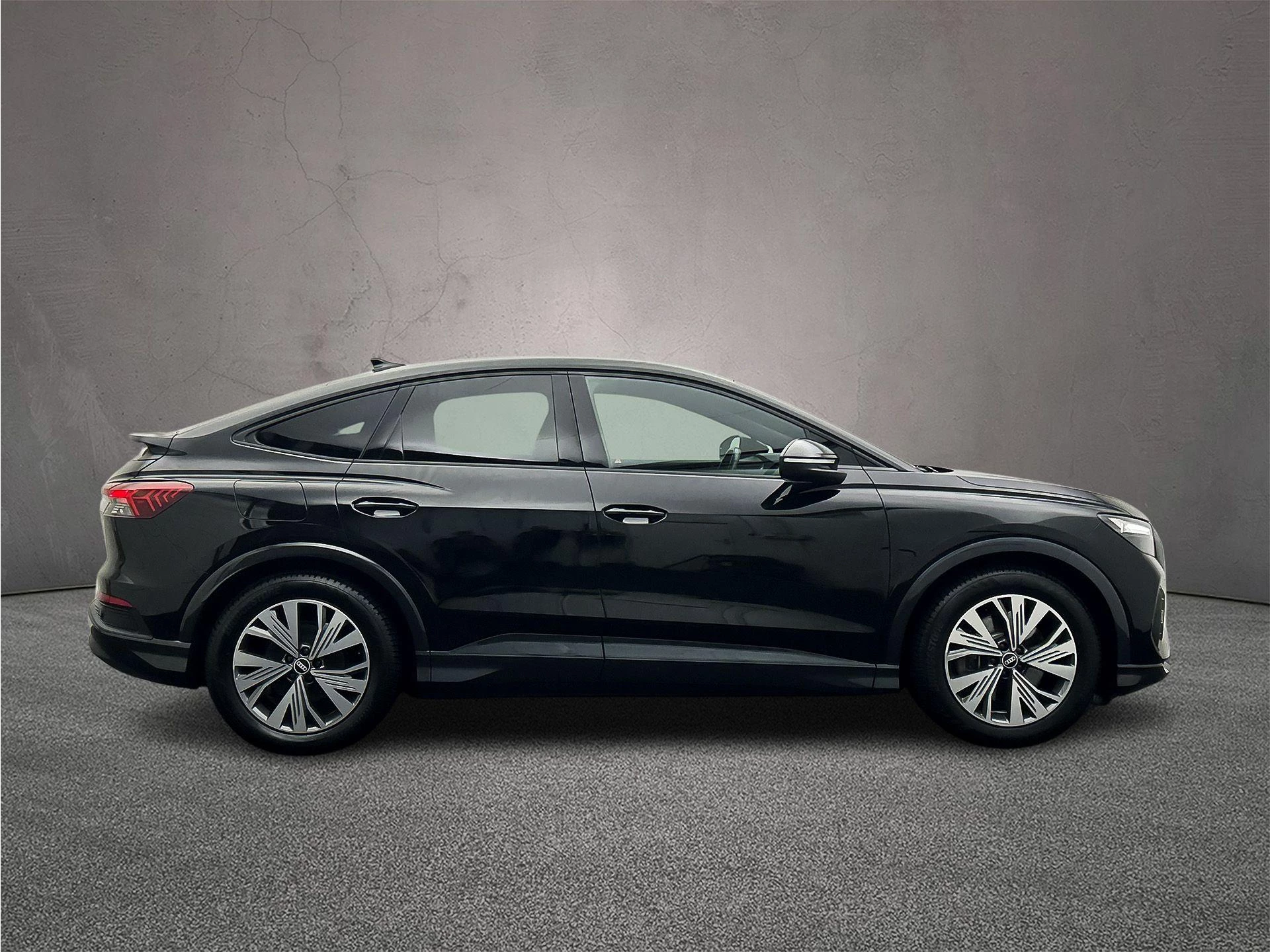 Hoofdafbeelding Audi Q4 e-tron