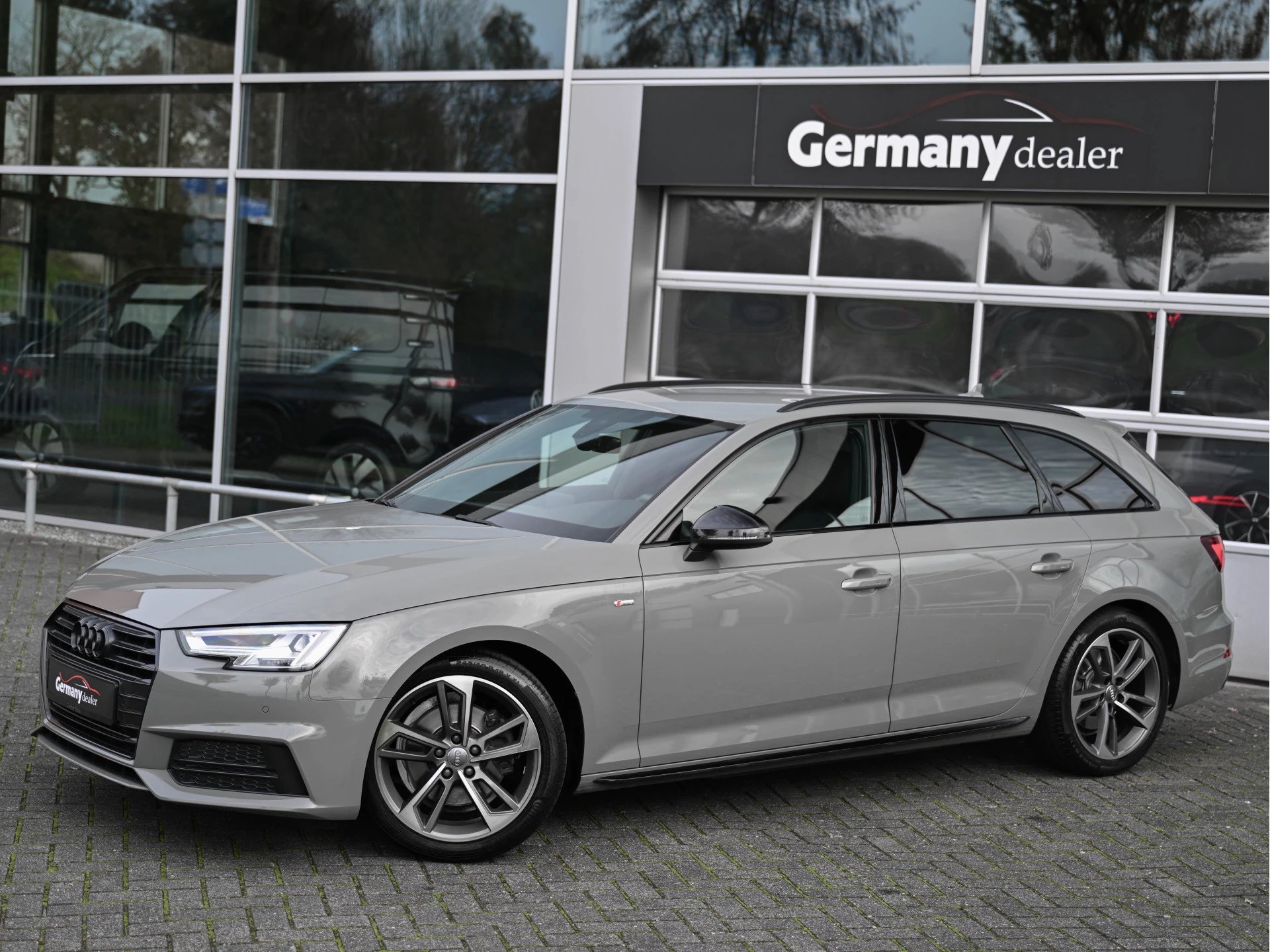 Hoofdafbeelding Audi A4