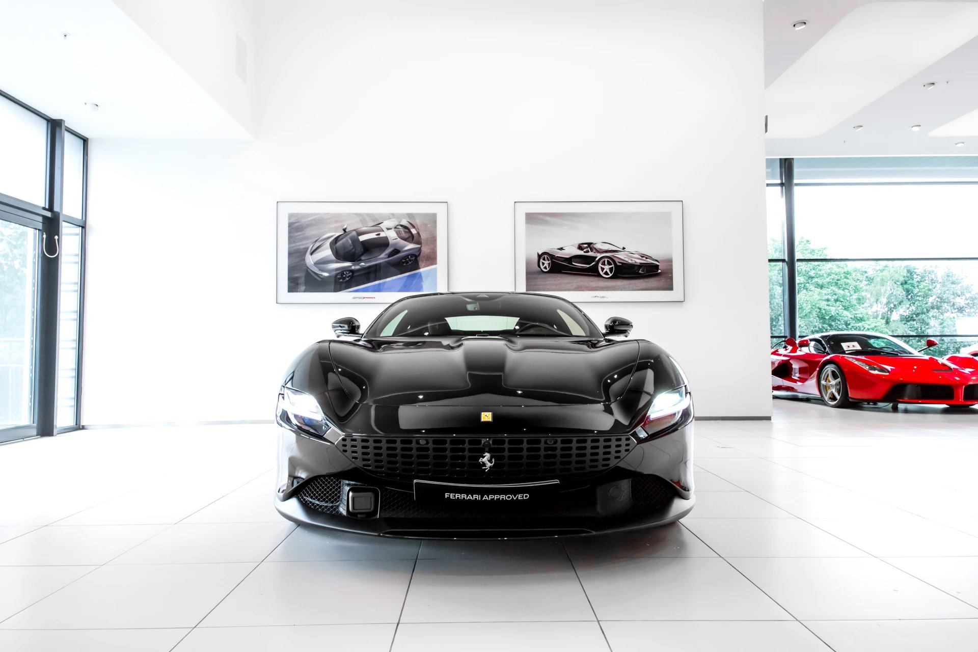 Hoofdafbeelding Ferrari Roma