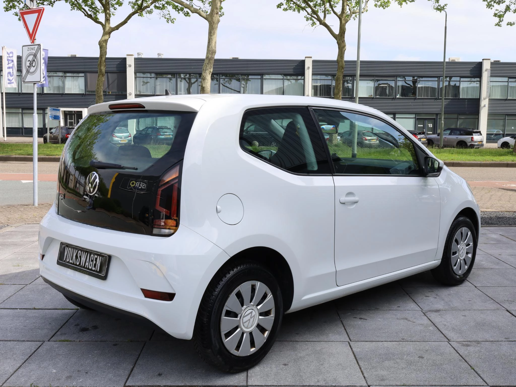 Hoofdafbeelding Volkswagen up!