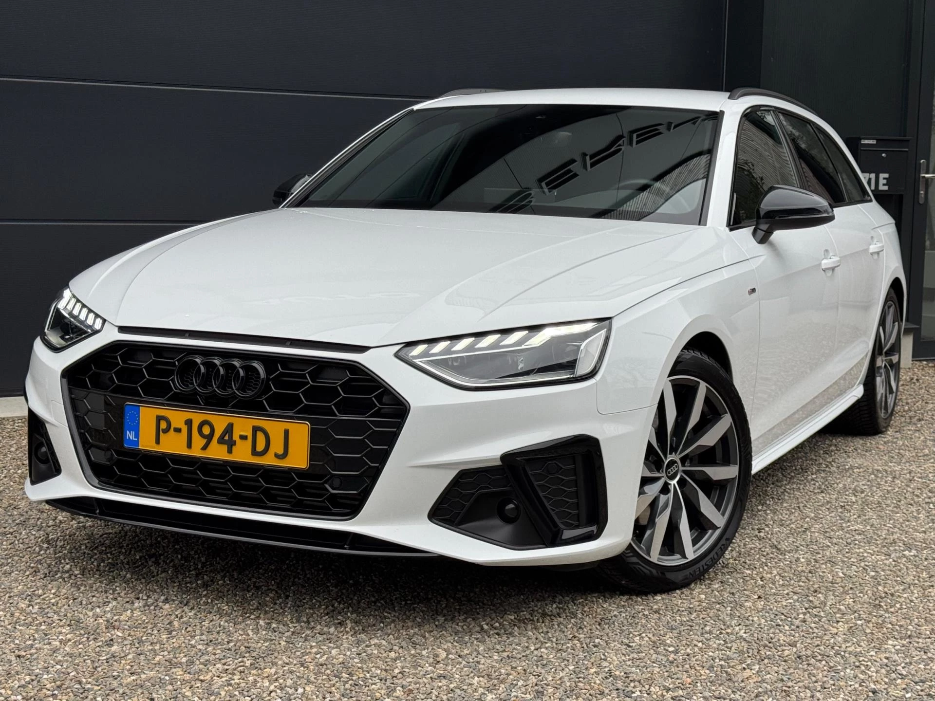 Hoofdafbeelding Audi A4