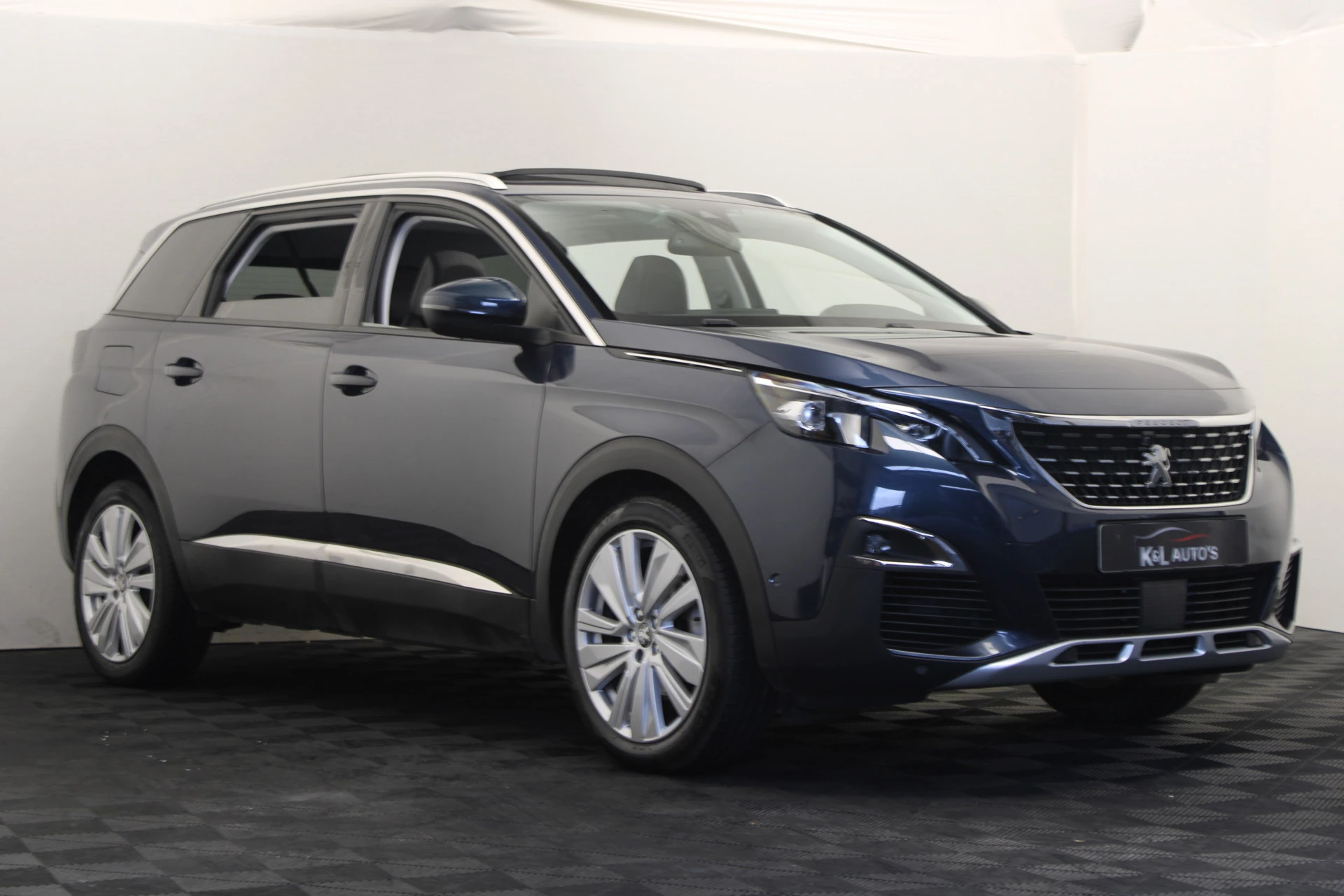 Hoofdafbeelding Peugeot 5008