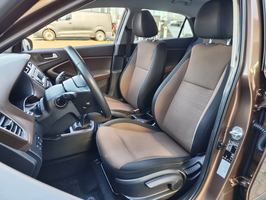 Hoofdafbeelding Hyundai i20