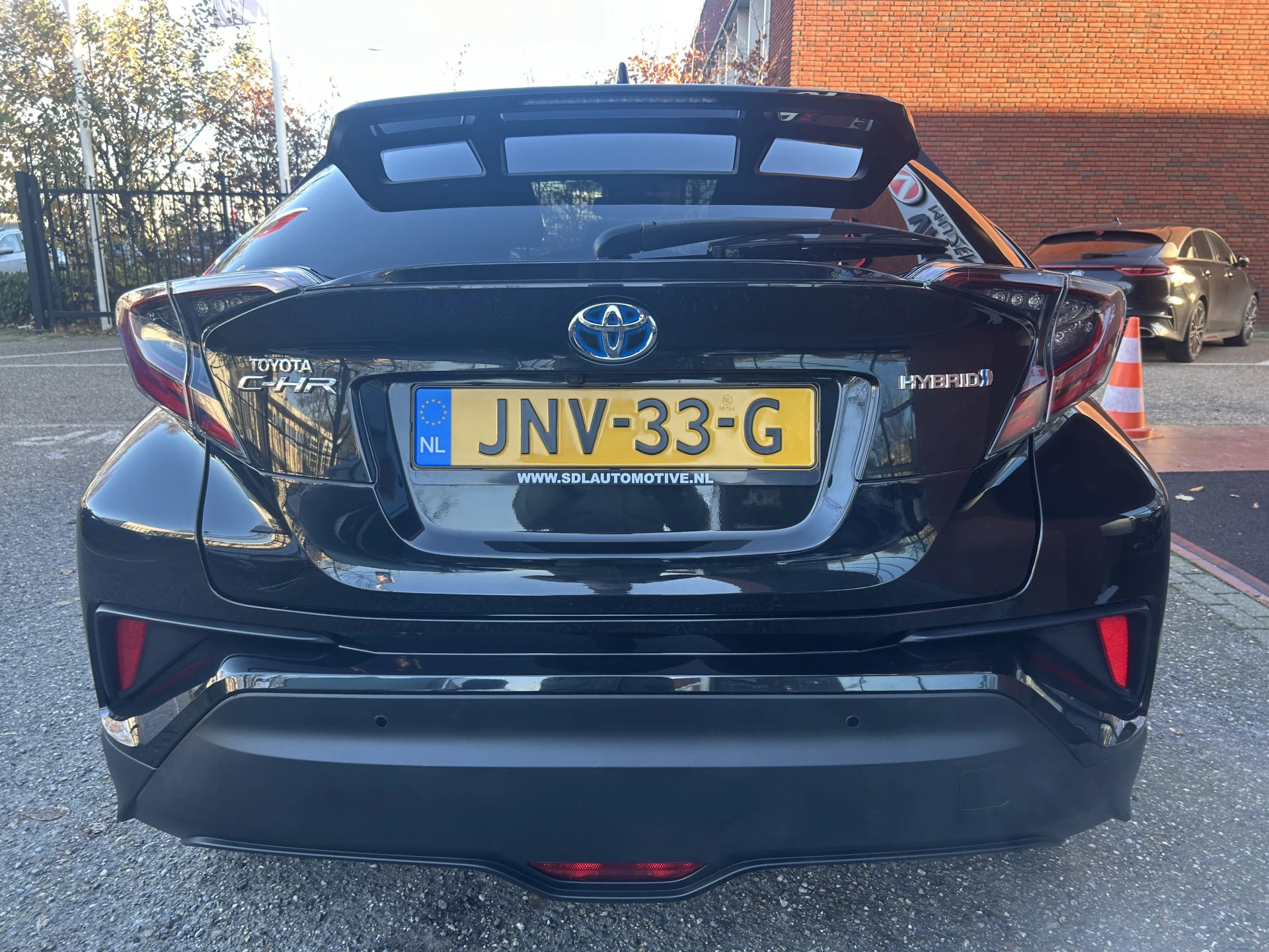 Hoofdafbeelding Toyota C-HR