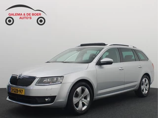 Škoda Octavia Combi 1.2 TSI Greentech Elegance Businessline AUTOMAAT / TREKHAAK / RS-STOELEN /  XENON / PANORAMADAK / CANTON / KEYLESS / STOELVERW / GR NAVI / NL-AUTO