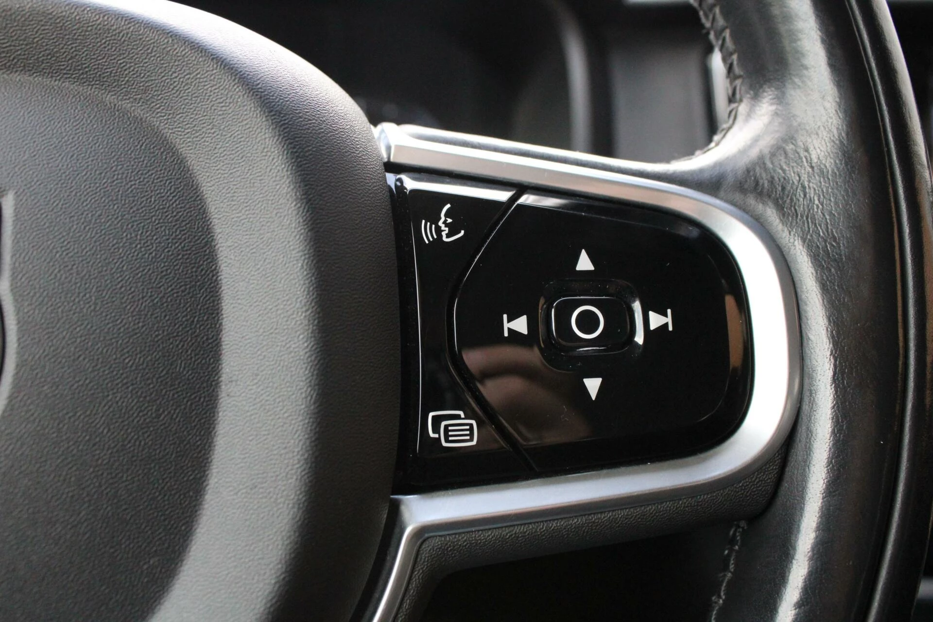 Hoofdafbeelding Volvo V90