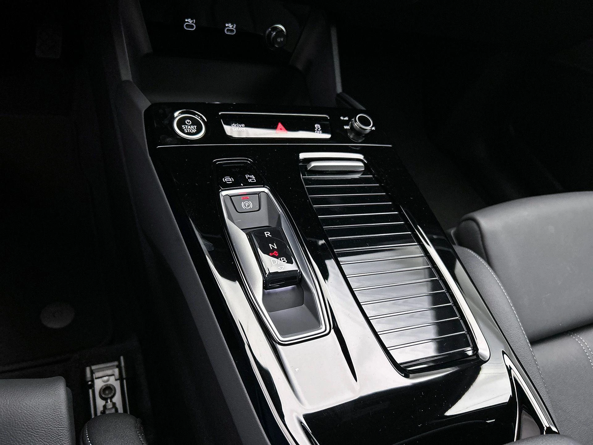 Hoofdafbeelding Audi Q6 e-tron