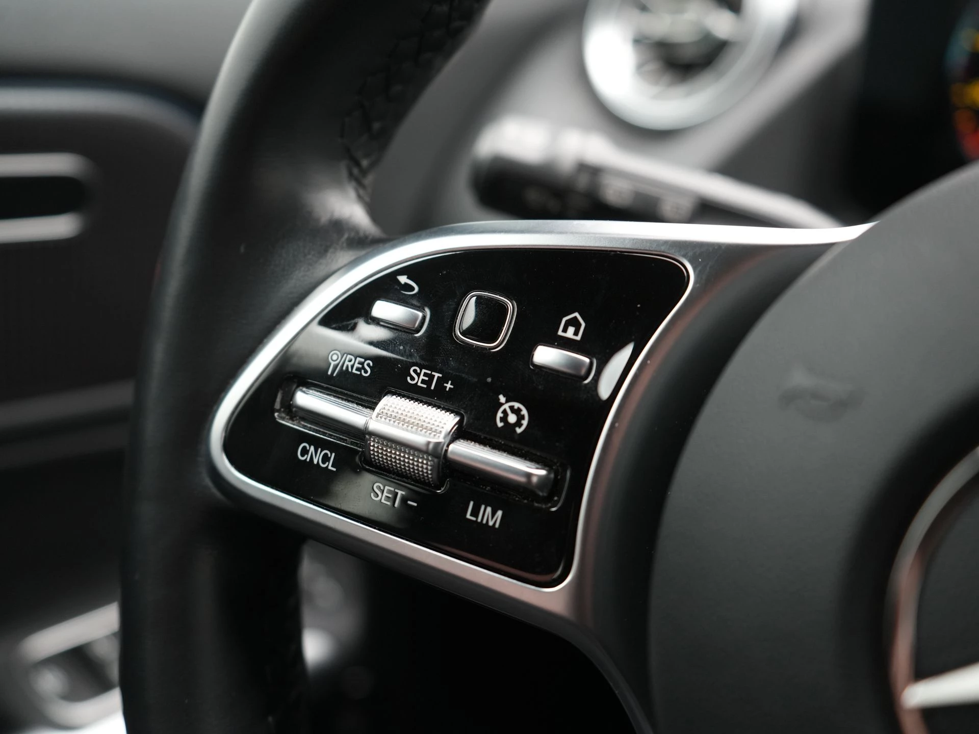 Hoofdafbeelding Mercedes-Benz EQA