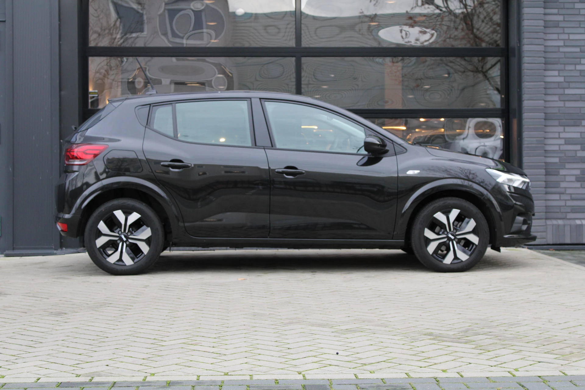 Hoofdafbeelding Dacia Sandero