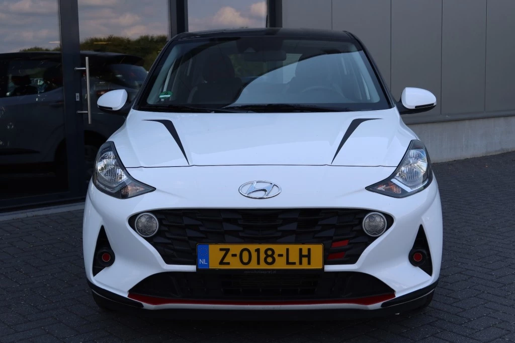 Hoofdafbeelding Hyundai i10