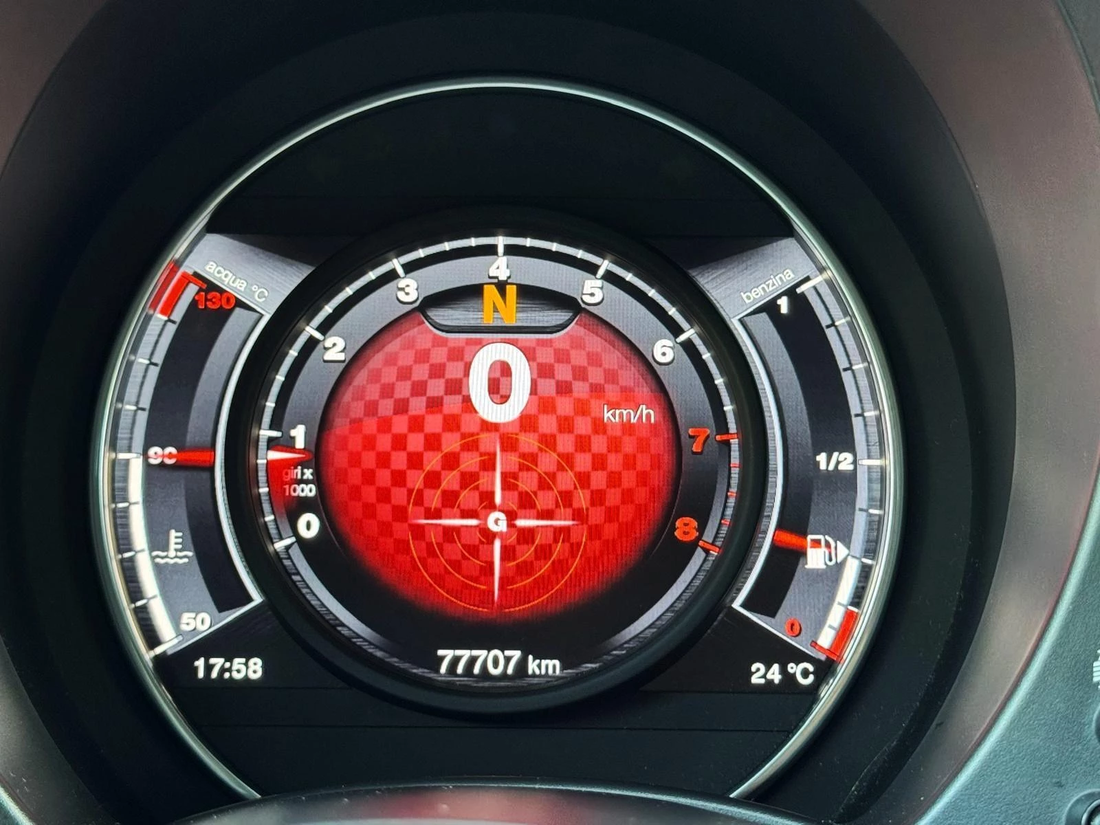 Hoofdafbeelding Fiat 500