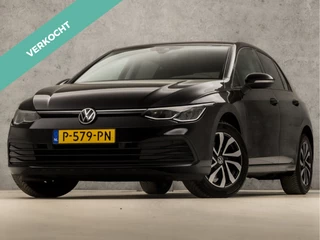Volkswagen Golf 1.0 TSI Sportline (APPLE CARPLAY, GROOT NAVI, STOELVERWARMING, SFEERVERLICHTING, ADAPTIVE CRUISE, SPORTSTOELEN, PARKEERSENSOREN, DAB+, NIEUWE APK, NIEUWSTAAT)