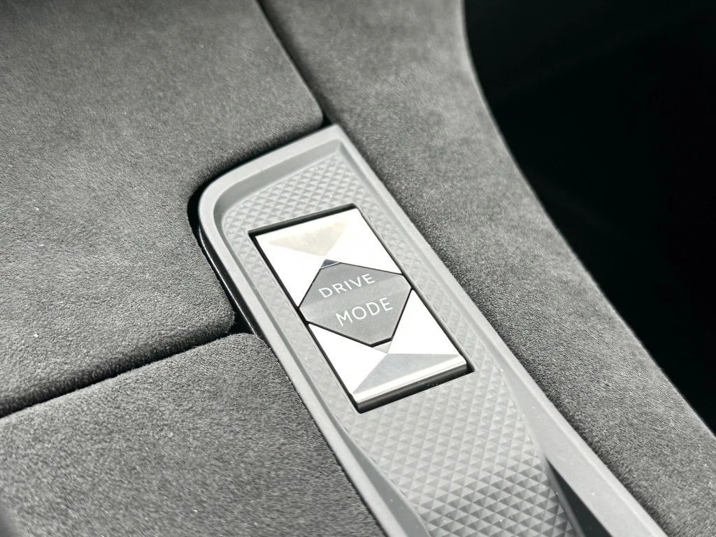 Hoofdafbeelding DS DS 7