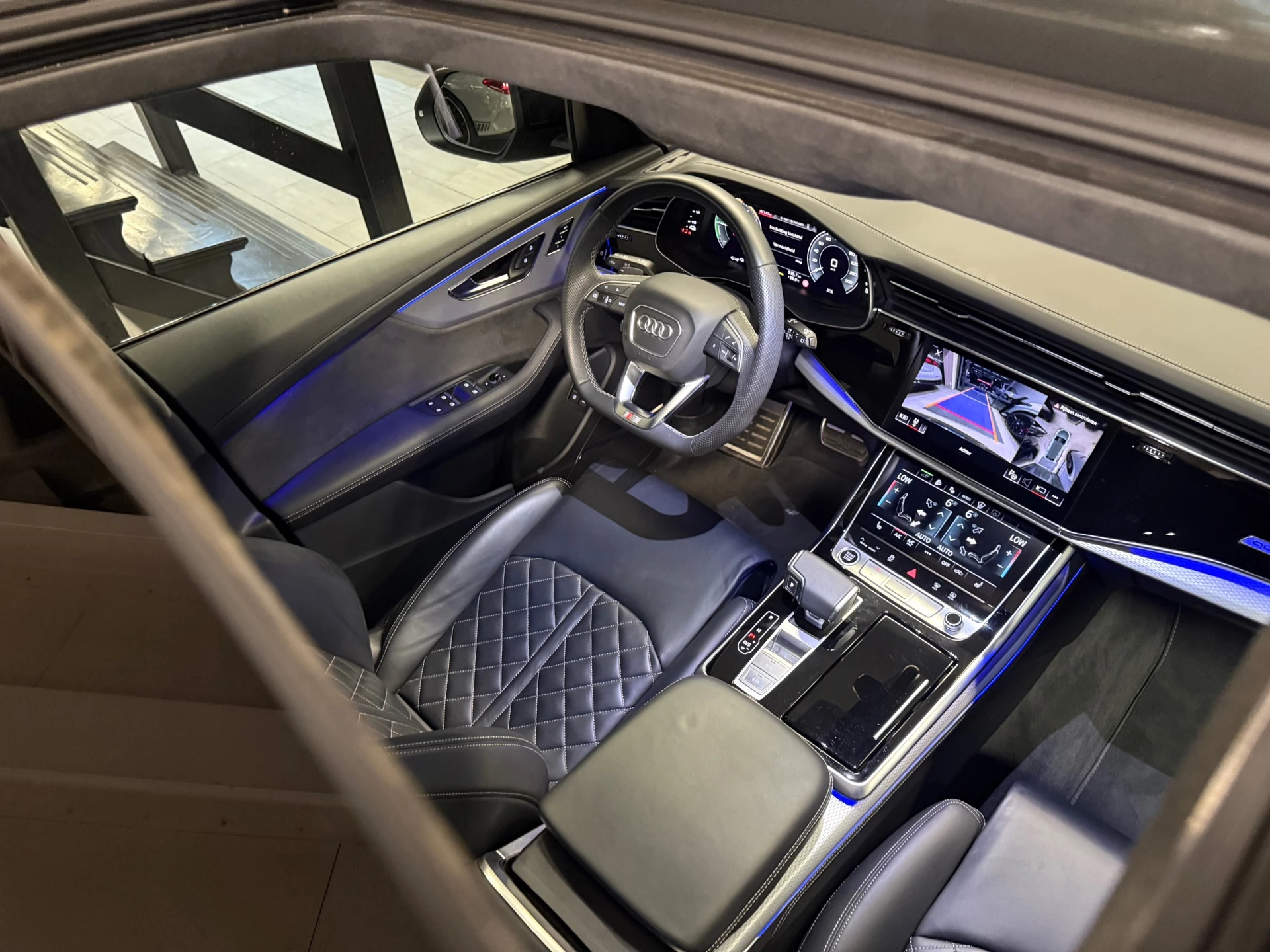 Hoofdafbeelding Audi Q8