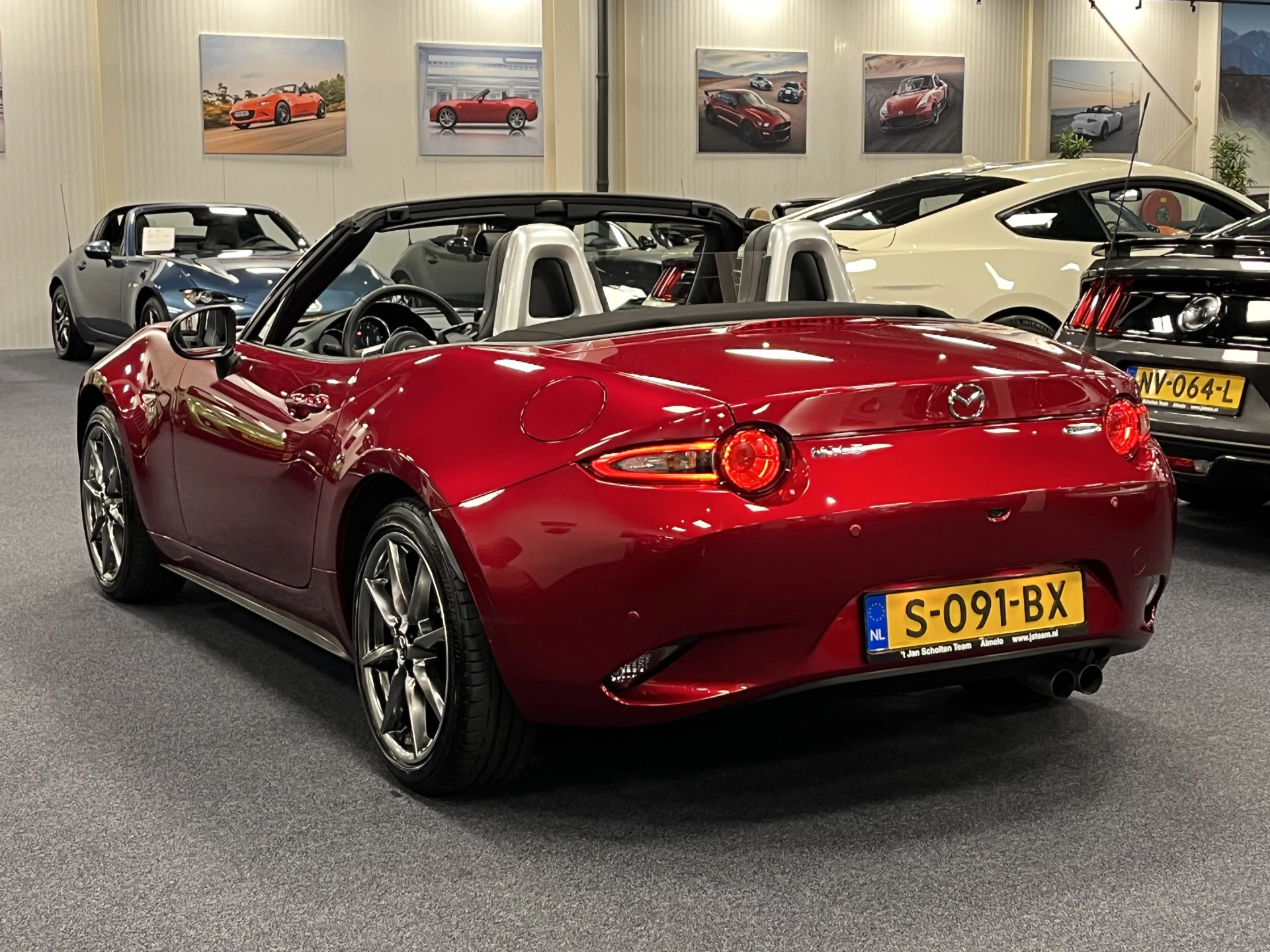 Hoofdafbeelding Mazda MX-5