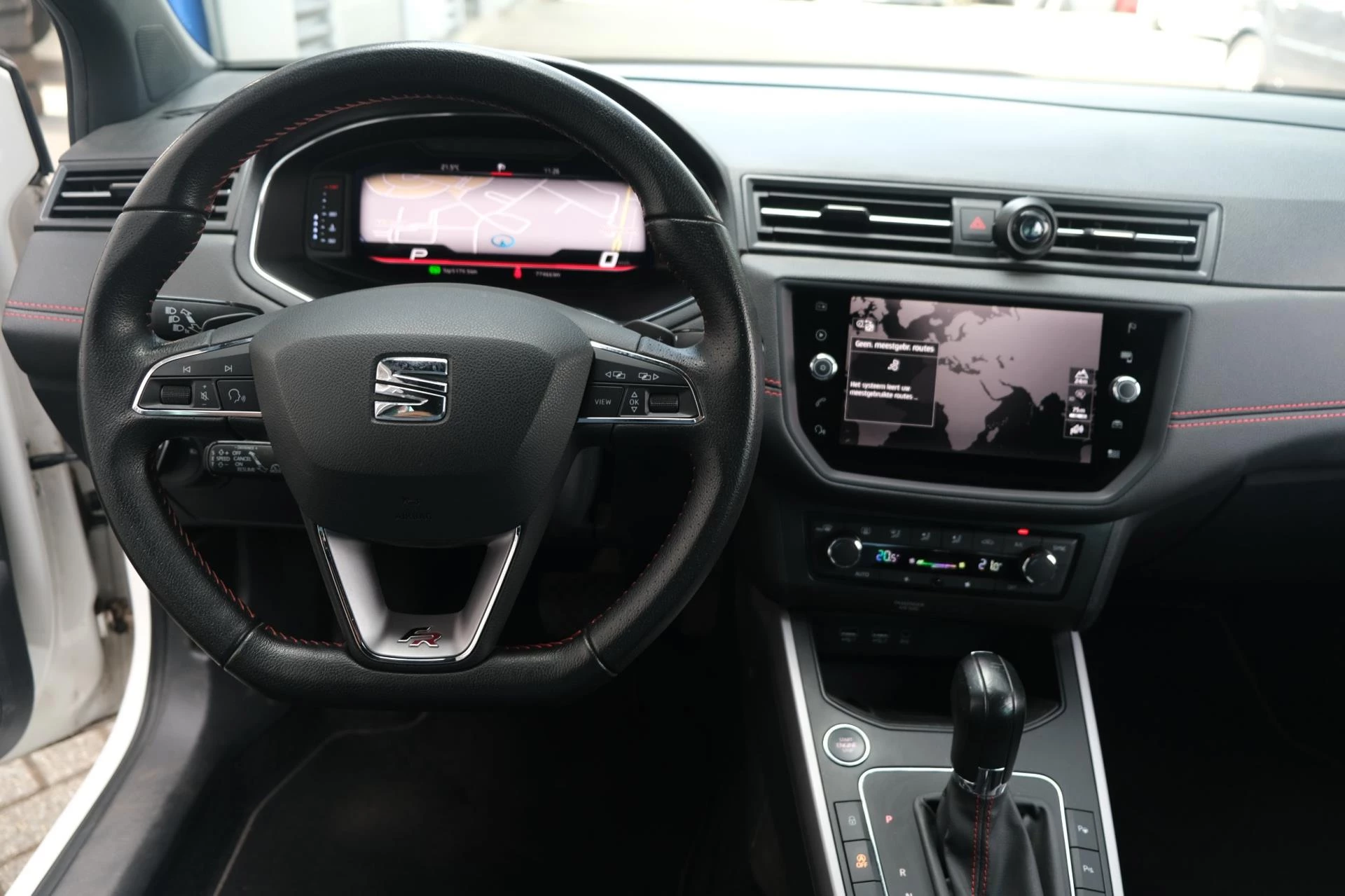 Hoofdafbeelding SEAT Arona