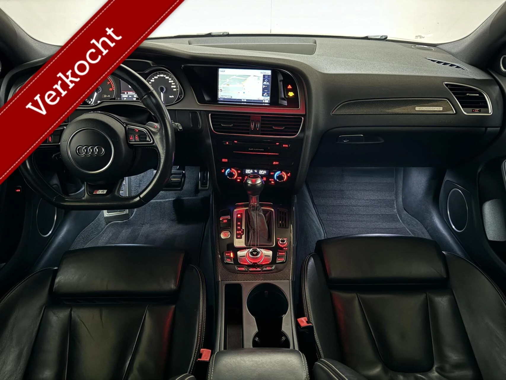 Hoofdafbeelding Audi S4