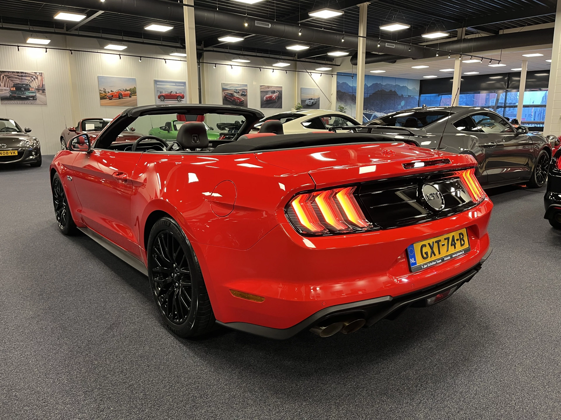Hoofdafbeelding Ford Mustang