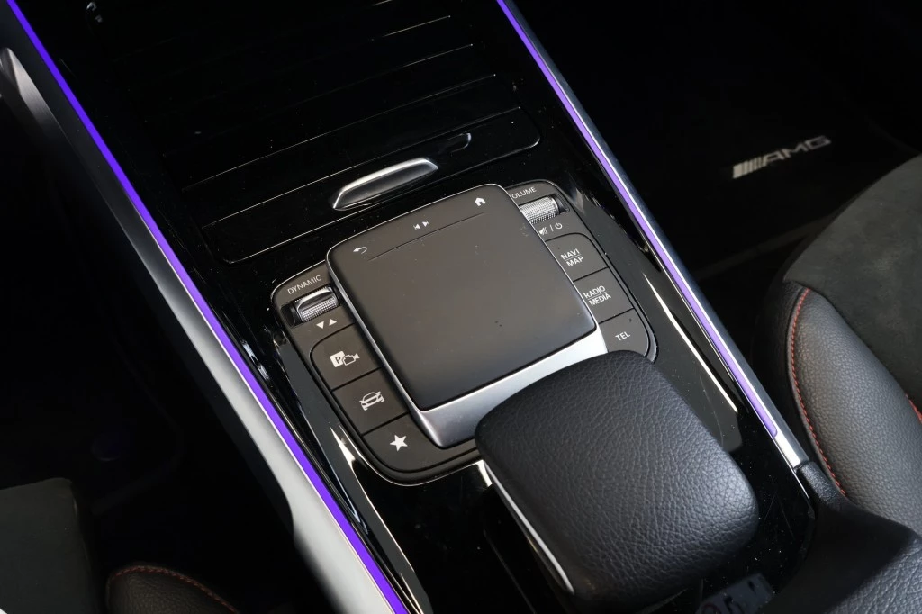 Hoofdafbeelding Mercedes-Benz EQB