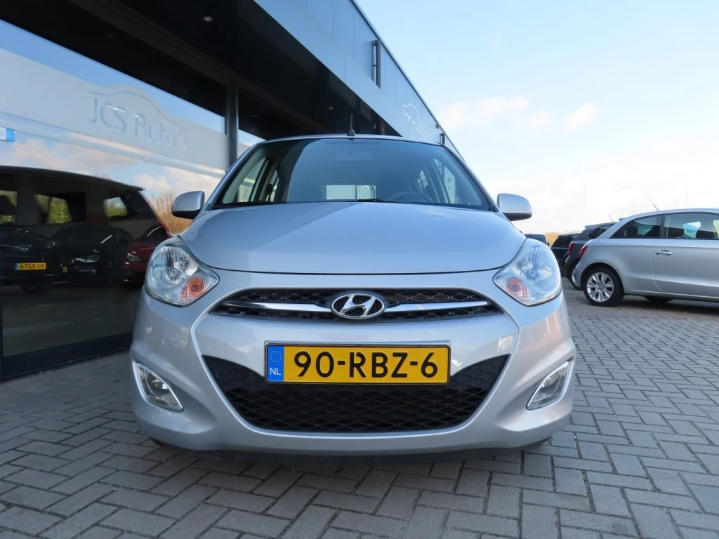 Hoofdafbeelding Hyundai i10