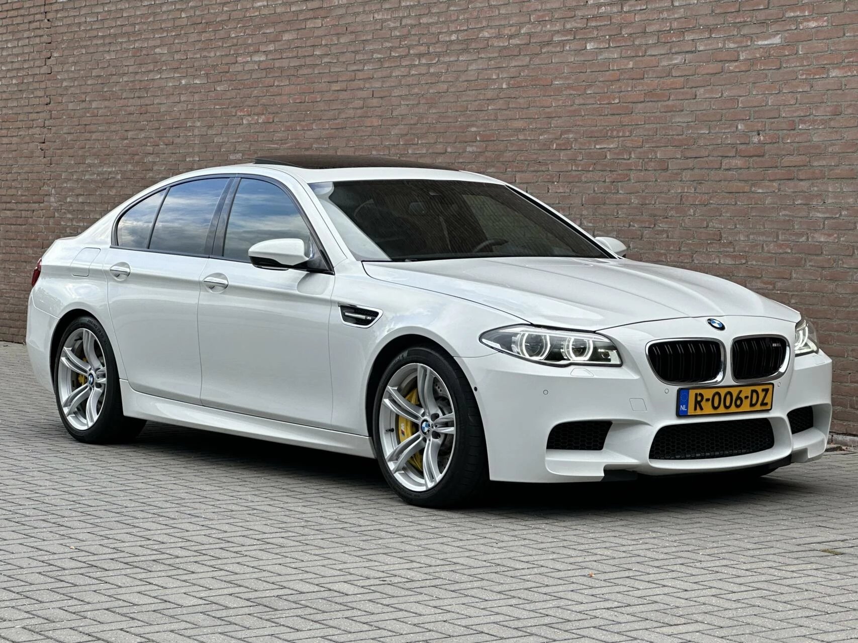 Hoofdafbeelding BMW M5