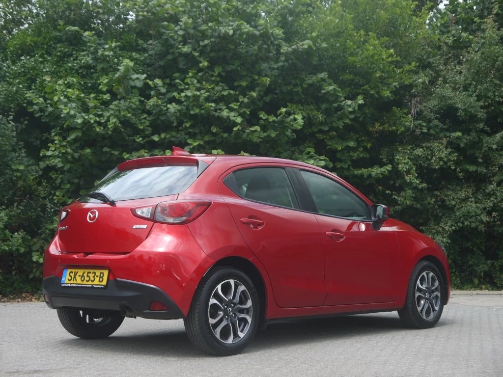 Hoofdafbeelding Mazda 2