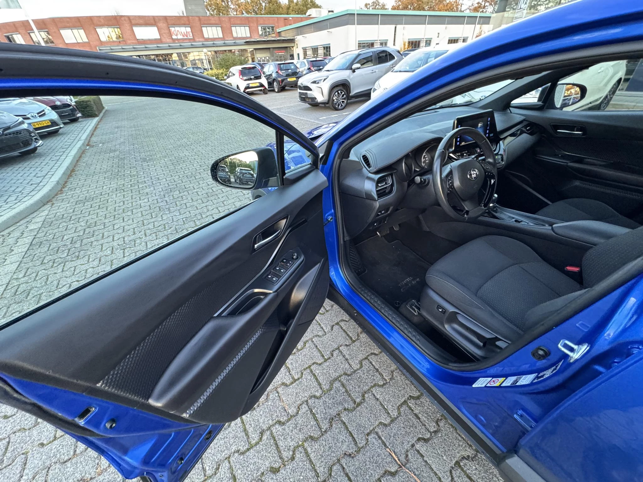 Hoofdafbeelding Toyota C-HR