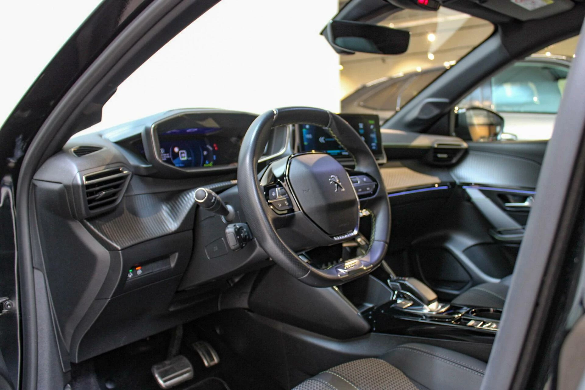 Hoofdafbeelding Peugeot e-208