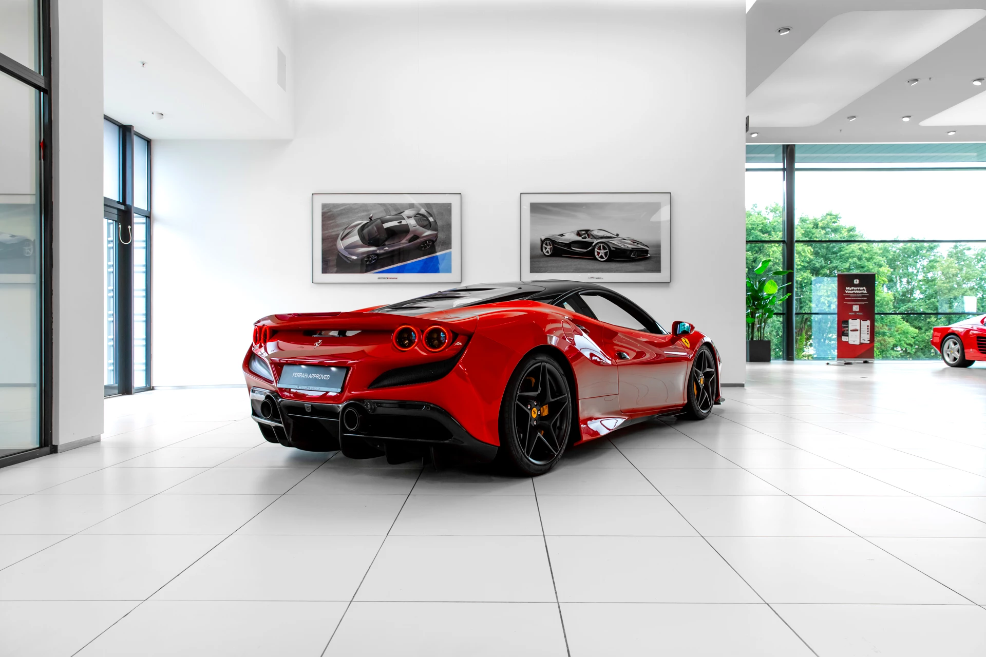 Hoofdafbeelding Ferrari F8 Tributo