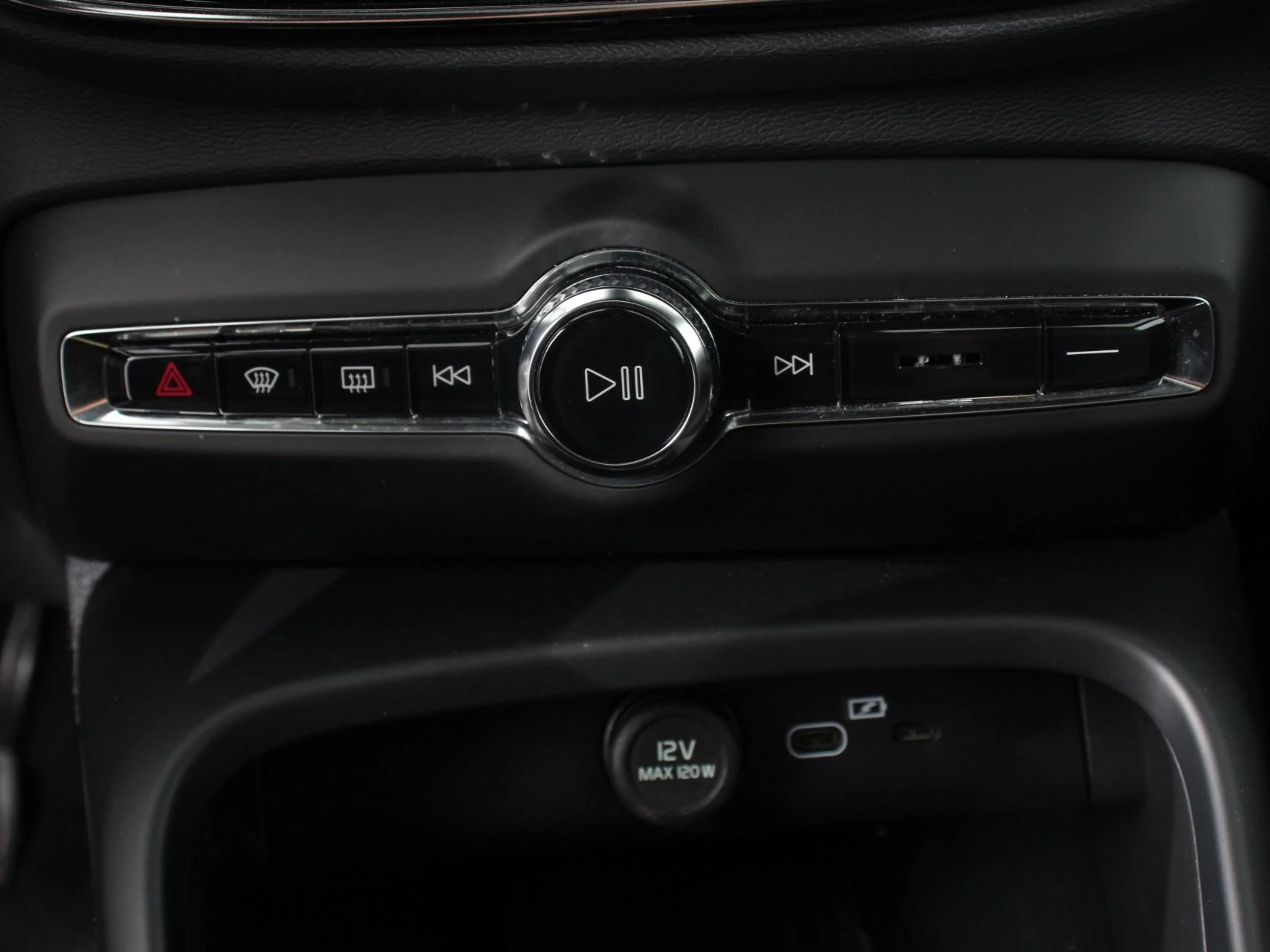 Hoofdafbeelding Volvo C40