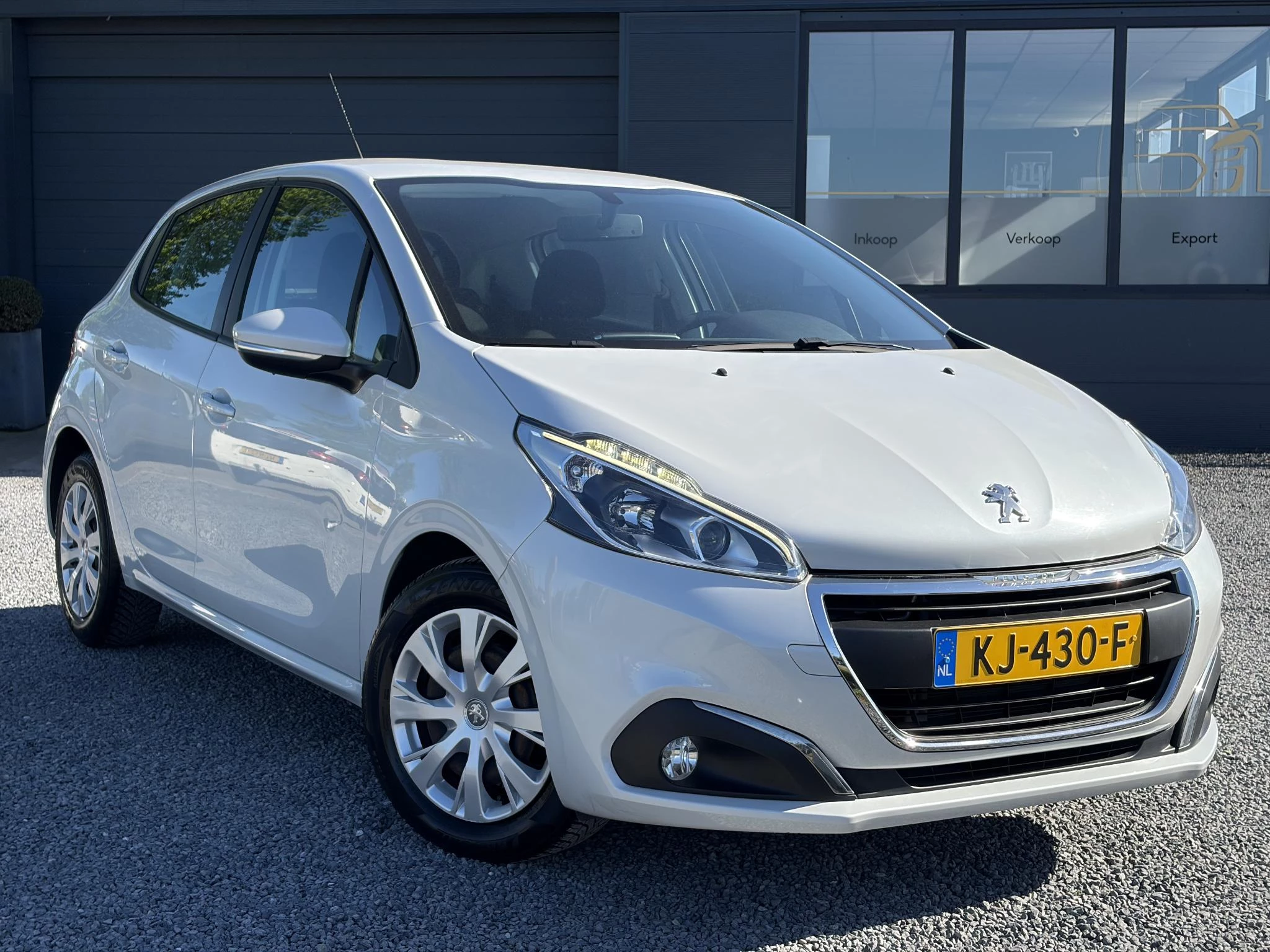 Hoofdafbeelding Peugeot 208