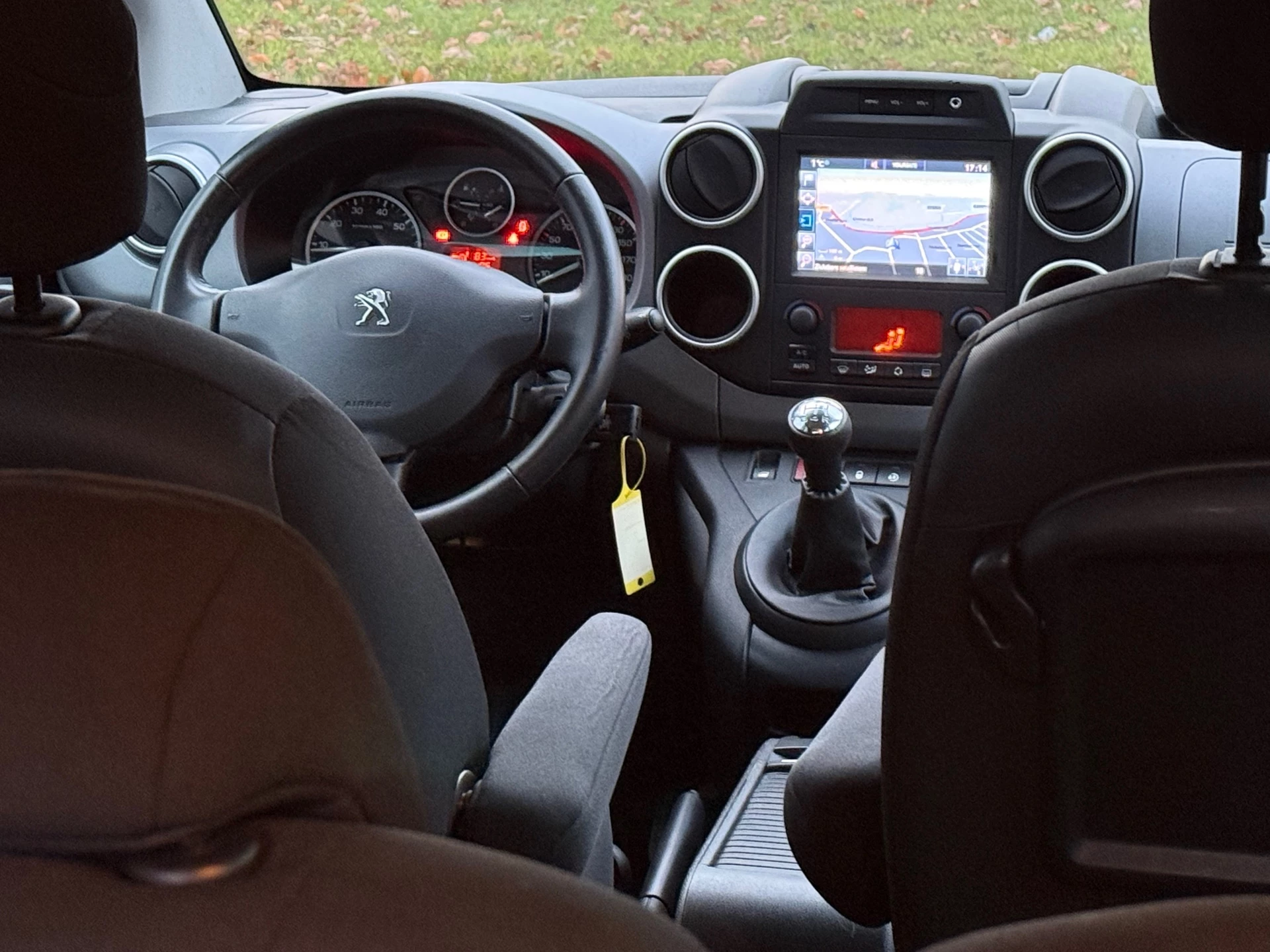 Hoofdafbeelding Peugeot Partner