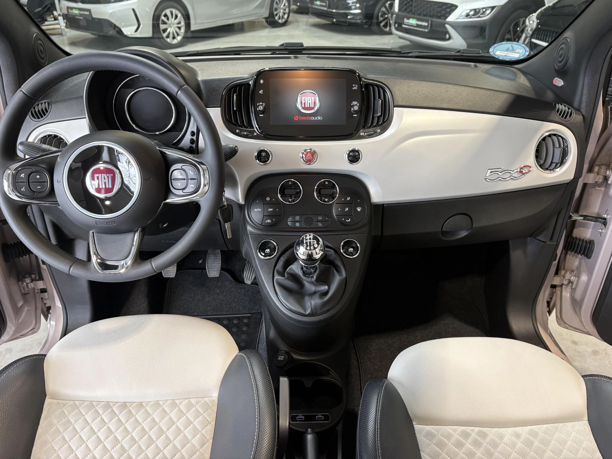 Hoofdafbeelding Fiat 500C
