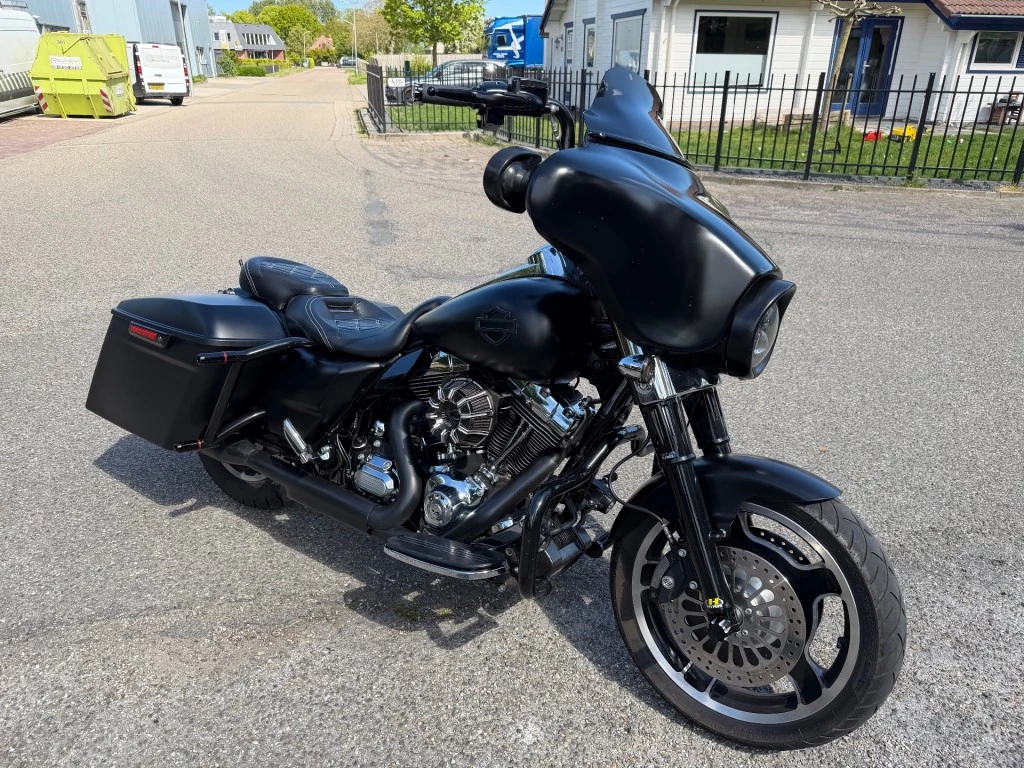 Hoofdafbeelding Harley-Davidson Street Glide