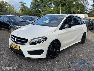 Hoofdafbeelding Mercedes-Benz B-Klasse Mercedes B-klasse 160 Business NAP AMG line alcantara Leer