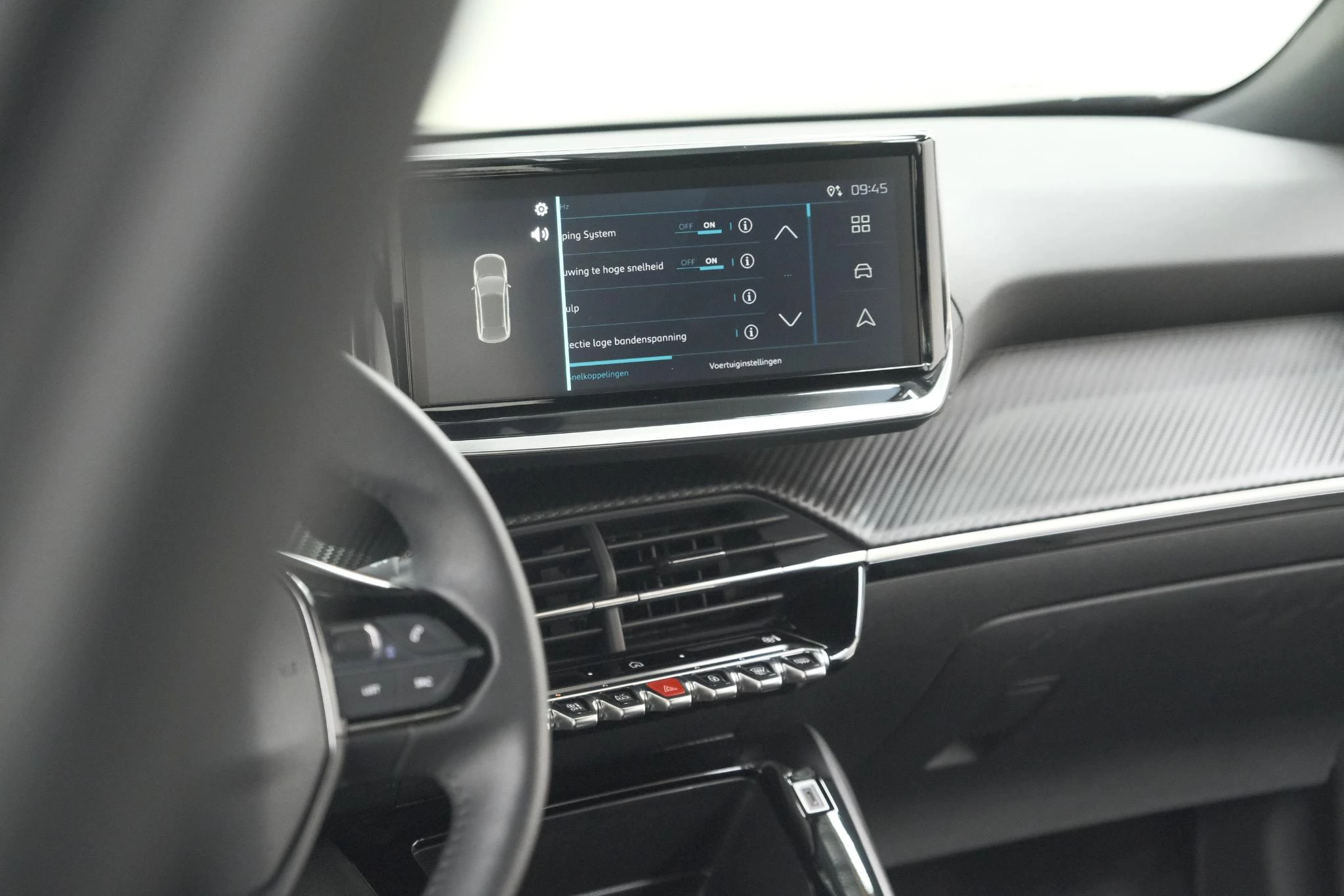 Hoofdafbeelding Peugeot e-2008