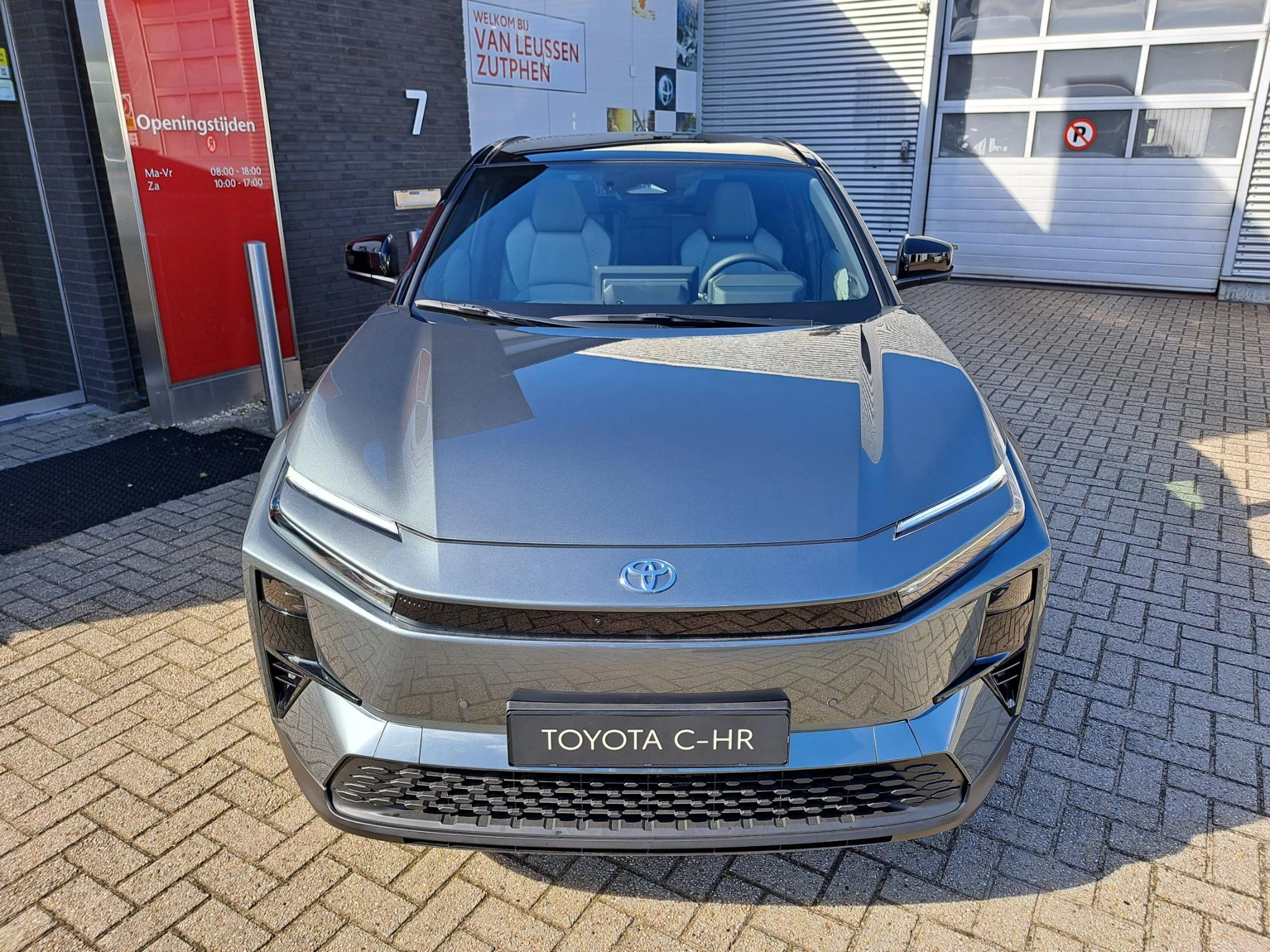 Hoofdafbeelding Toyota C-HR+