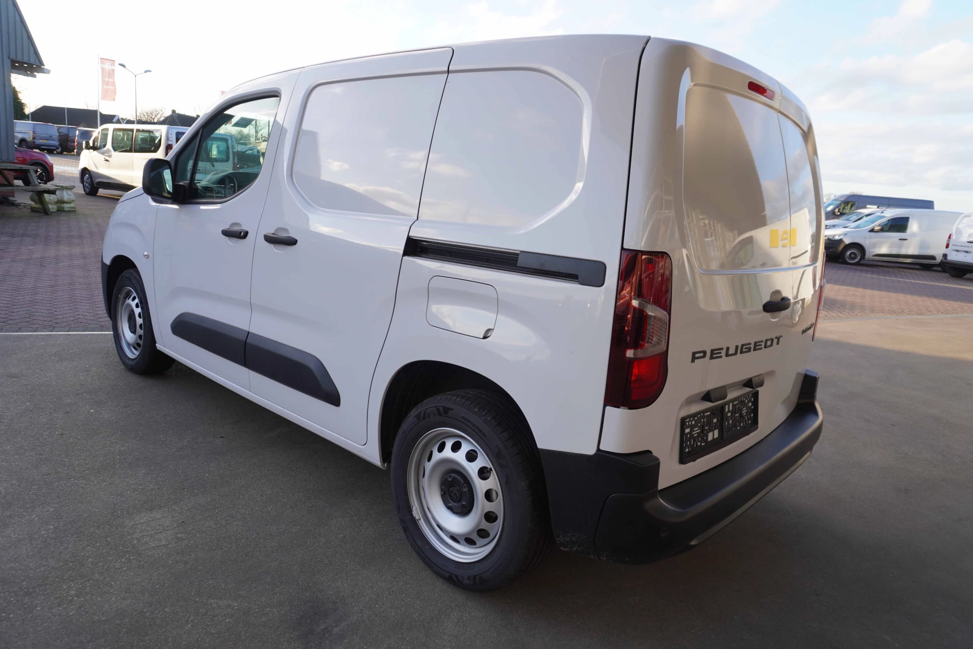 Hoofdafbeelding Peugeot Partner