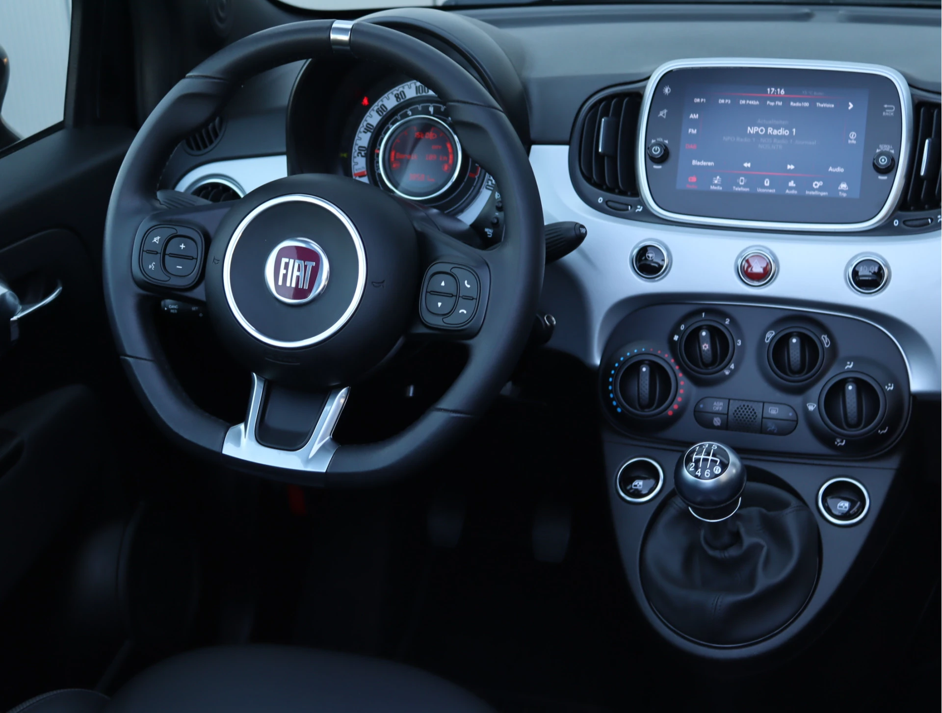 Hoofdafbeelding Fiat 500C