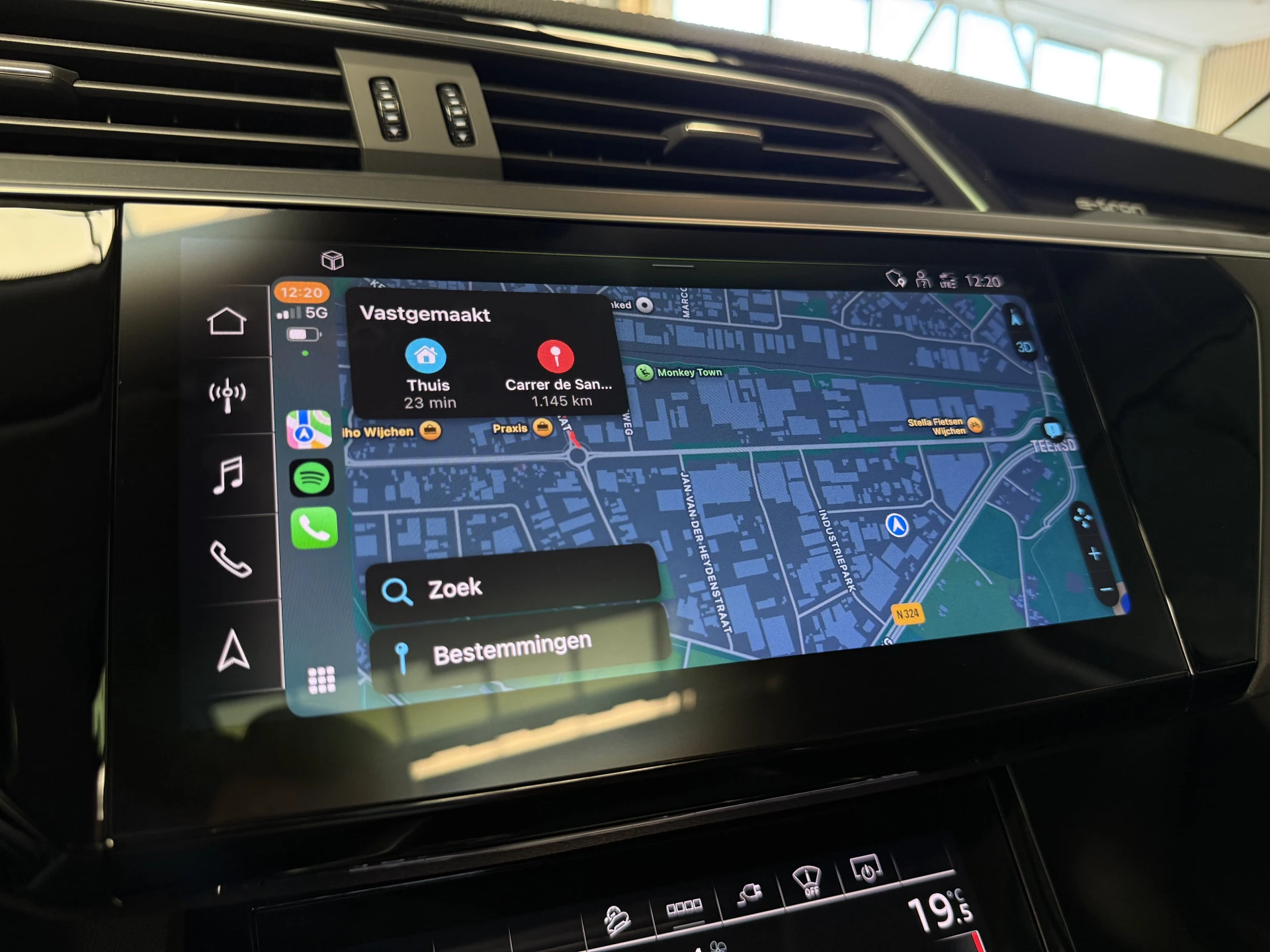 Hoofdafbeelding Audi e-tron