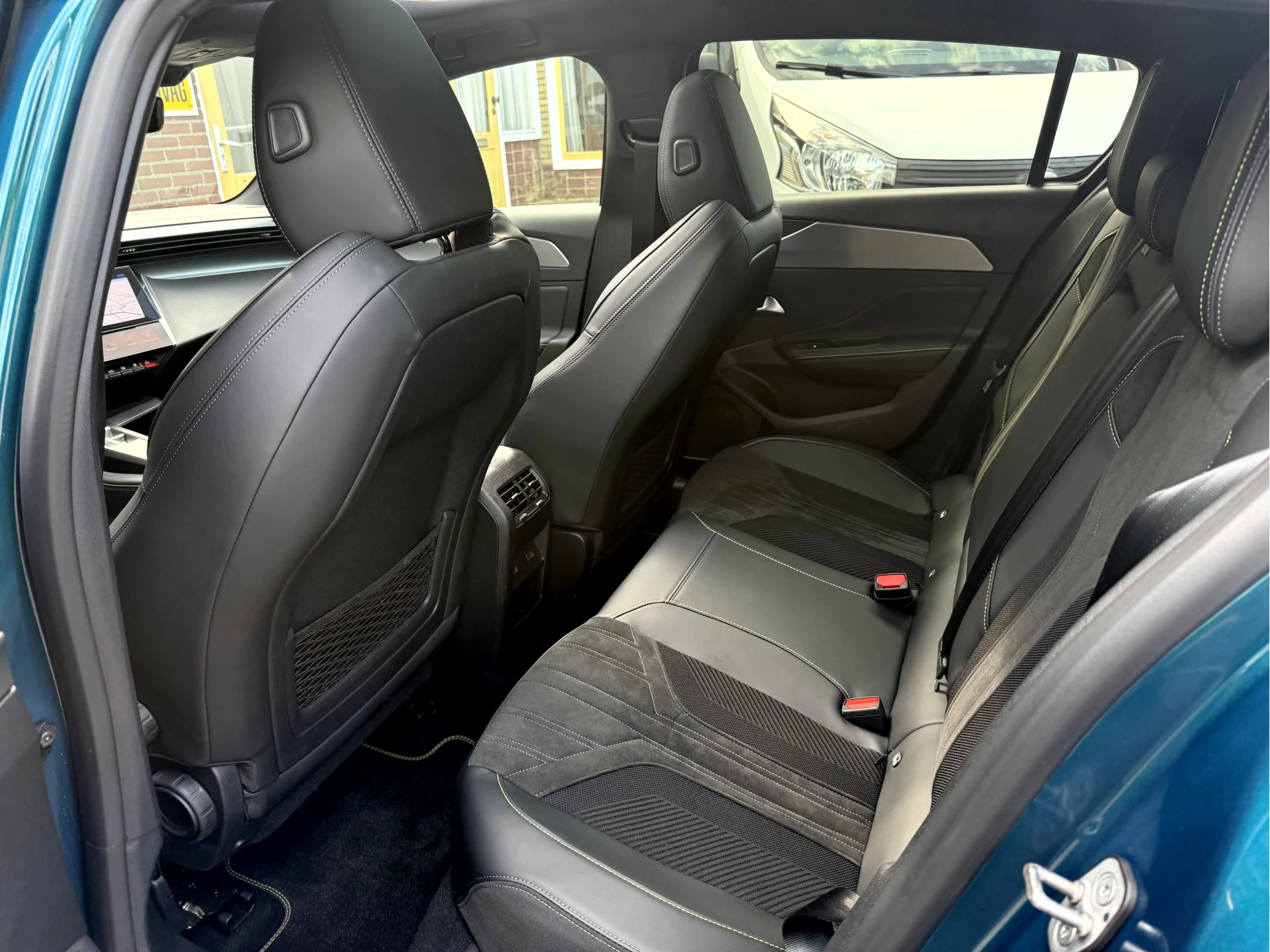 Hoofdafbeelding Peugeot e-308
