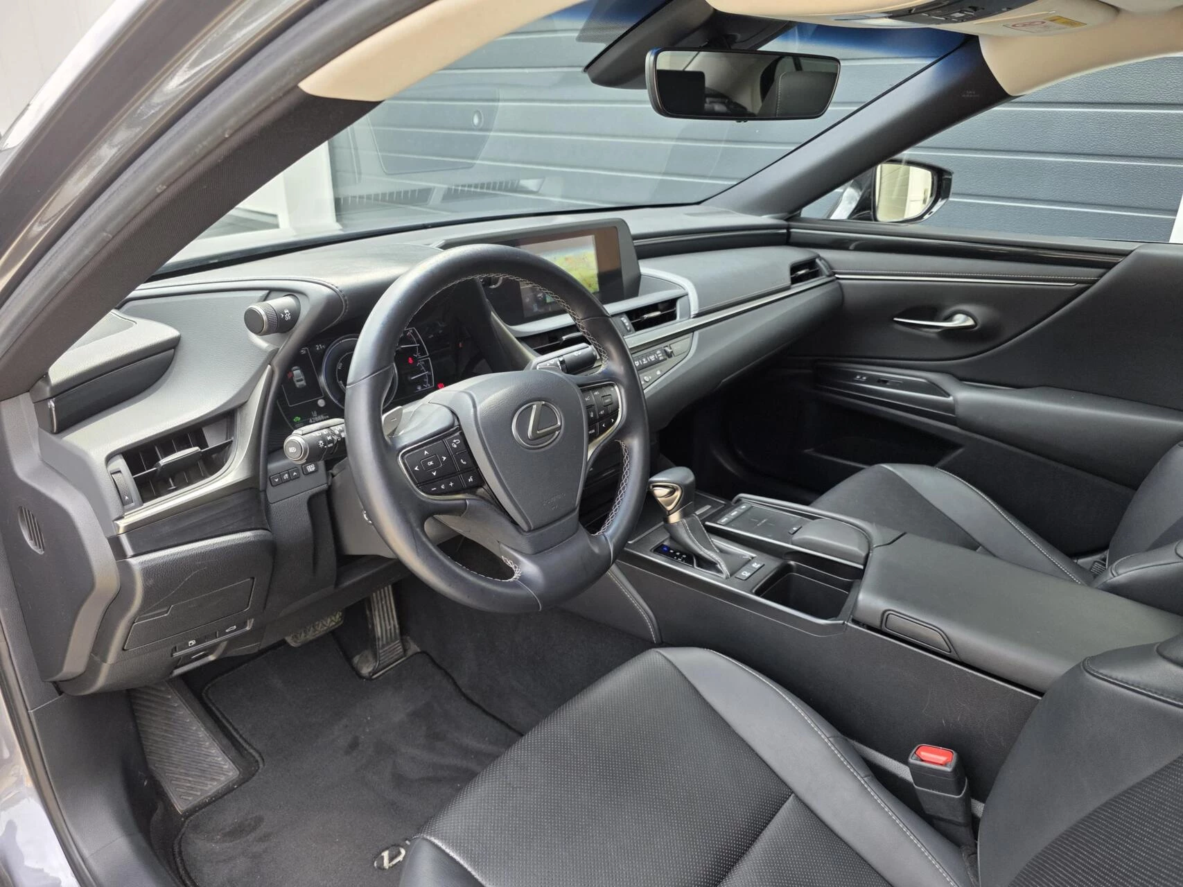 Hoofdafbeelding Lexus ES