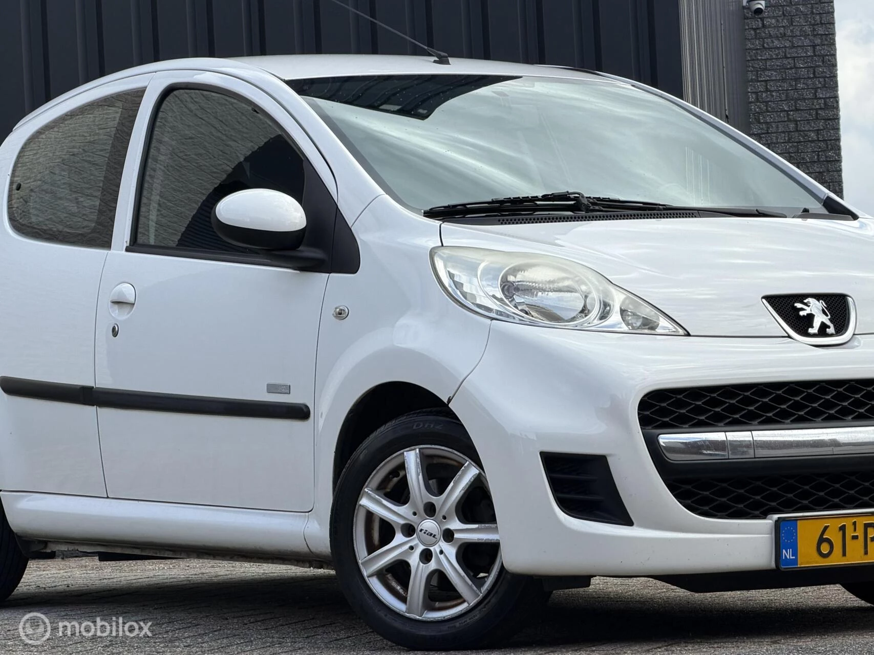 Hoofdafbeelding Peugeot 107